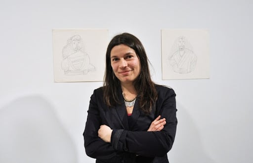 Chiara Camoni. Chiara Camoni. La bellissima e intensa mostra personale all’Hangar Bicocca, a metà tra memorie ancestrali, luogo sacro e riferimenti alle nostre pulsioni, tensioni e paure più remote, la consacrano come una delle artiste più rilevanti del panorama italiano. 